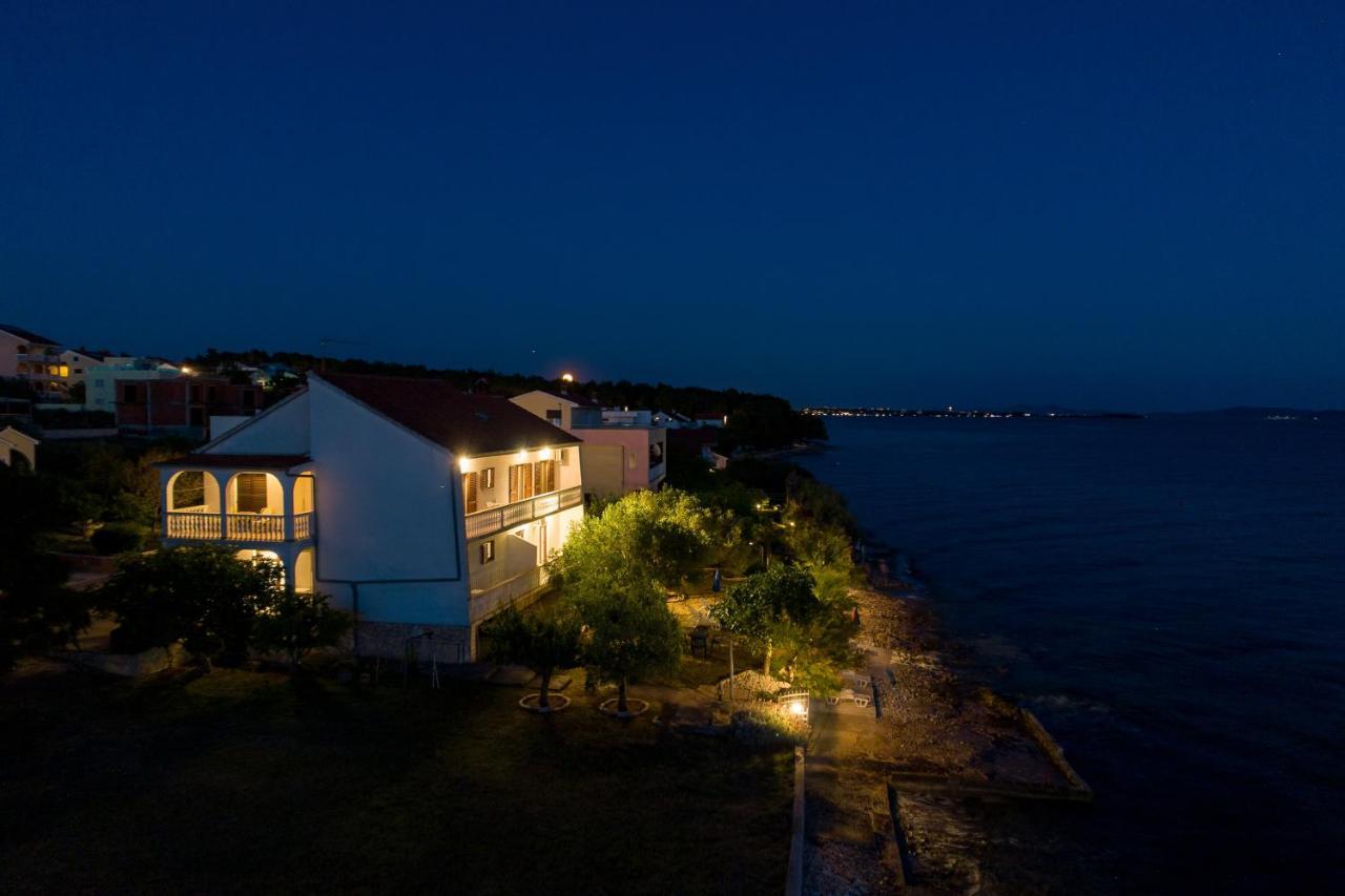 Family Friendly Seaside Apartments Kozino, Zadar - 5756 Petrčane Dış mekan fotoğraf